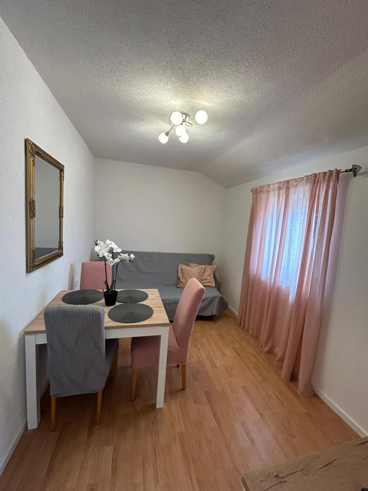 Apartment Lovre Topic Baska Voda Bagian luar foto